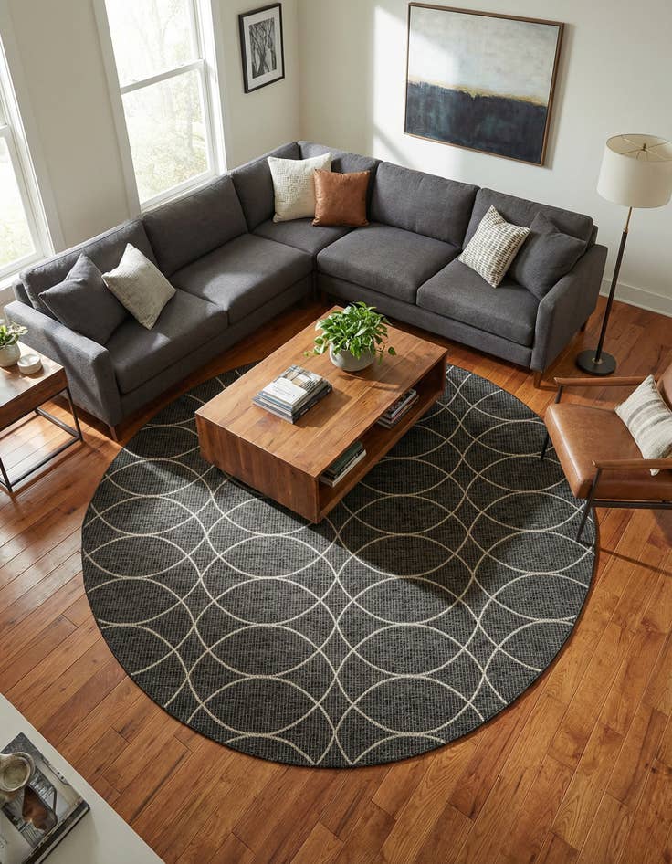 Detail image of 10' x 10'  Washable Trellis Indoor / Outdoor Round Rug