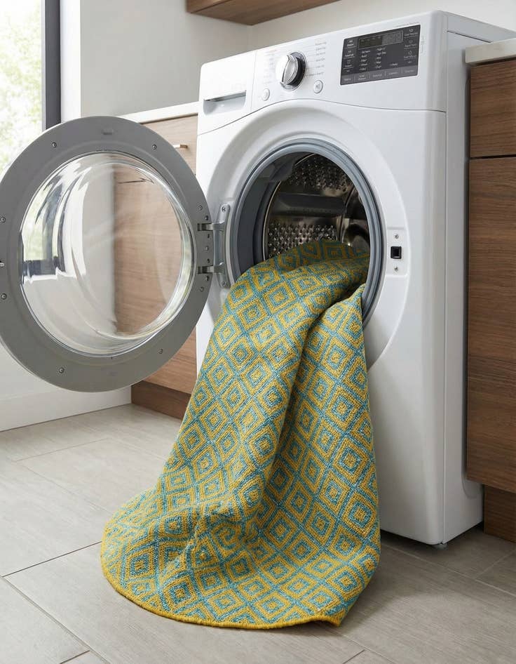 Detail image of 5' 3 x 8'  Washable Jill Zarin Costa Rica Indoor / Outdoor Oval Rug