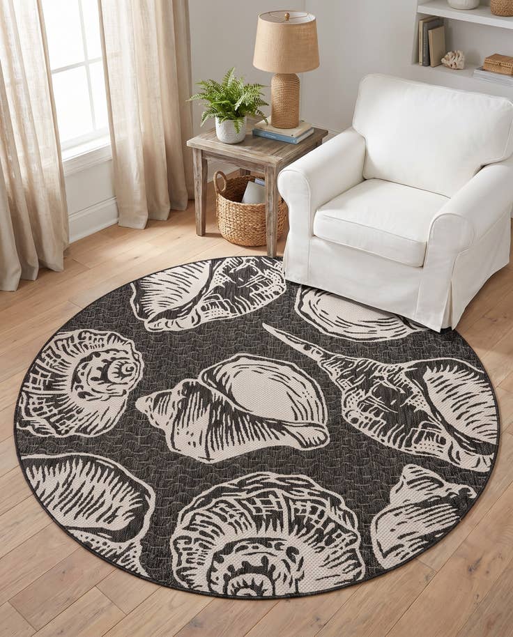 Detail image of 6' x 6' Easy-Clean Coastal Indoor / Outdoor Round Rug
