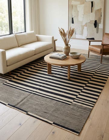 5' 6 x 8' Hand Woven Kilim Modern Wool Rug