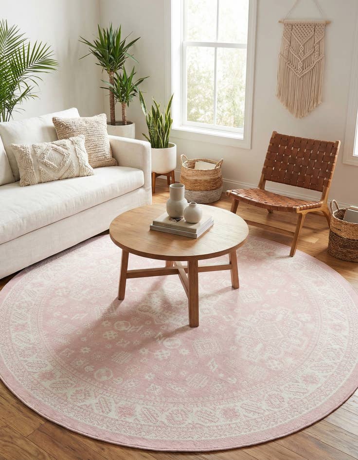 Detail image of 10' x 10' Easy-Clean Aztec Indoor / Outdoor Round Rug