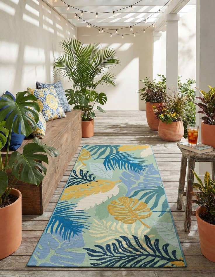 Detail image of 2' 7 x 5' 3  Washable Botanical Indoor / Outdoor Runner Rug