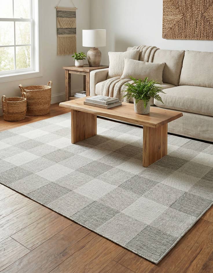 Detail image of 6' x 9'  Washable Checkered Indoor / Outdoor Rug