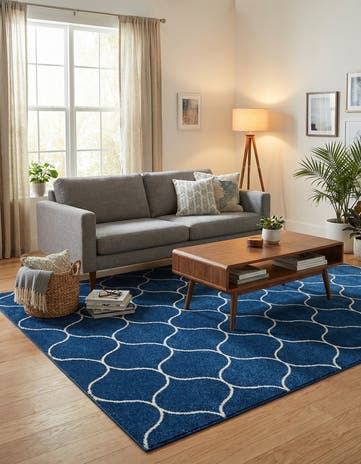7' x 10' Lattice Frieze Rug