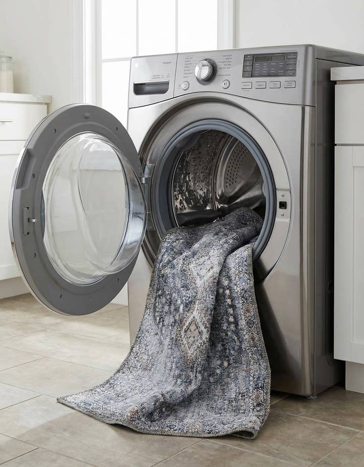 Detail image of  2' x 5' Yara Runner Rug