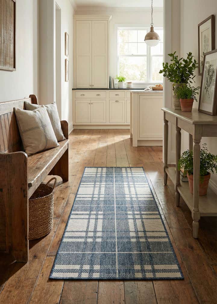 2' x 5' 3 Easy-Clean Checkered Indoor / Outdoor Runner Rug