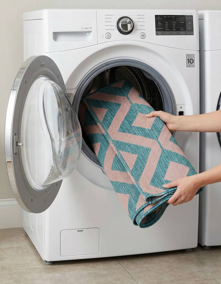 Detail image of 2' x 8'  Washable Jill Zarin Napa Indoor / Outdoor Runner Rug