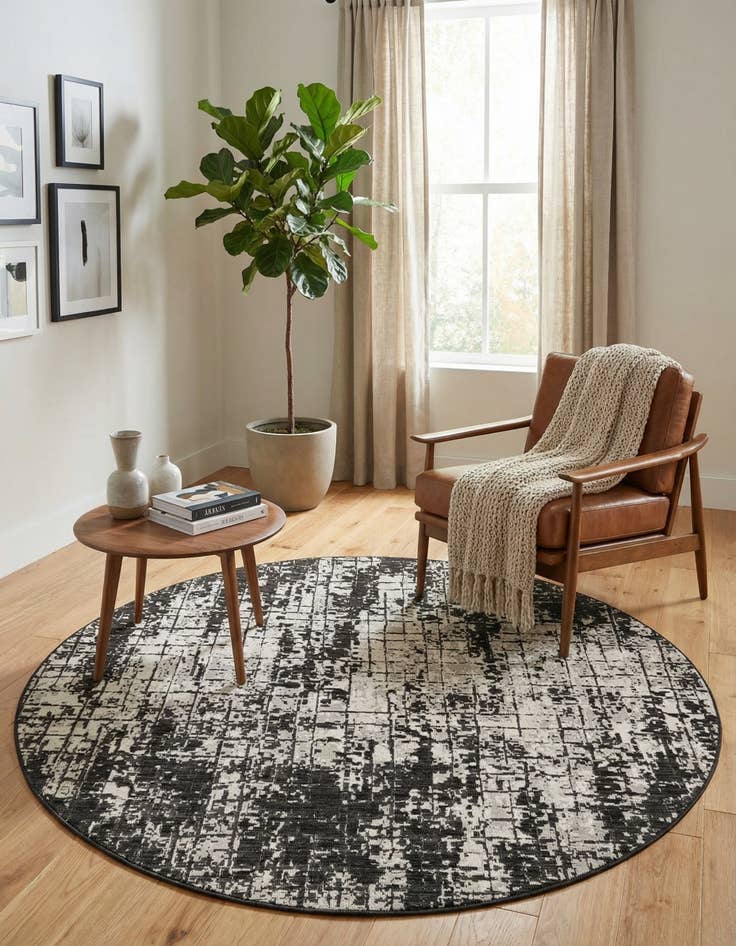 Detail image of 7' 10 x 7' 10 Easy-Clean Modern Indoor / Outdoor Round Rug