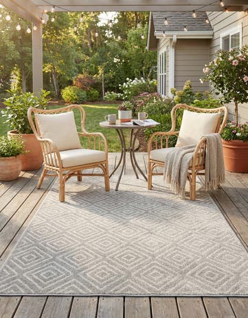 5' x 8' Easy-Clean Sabrina Soto Indoor / Outdoor Rug