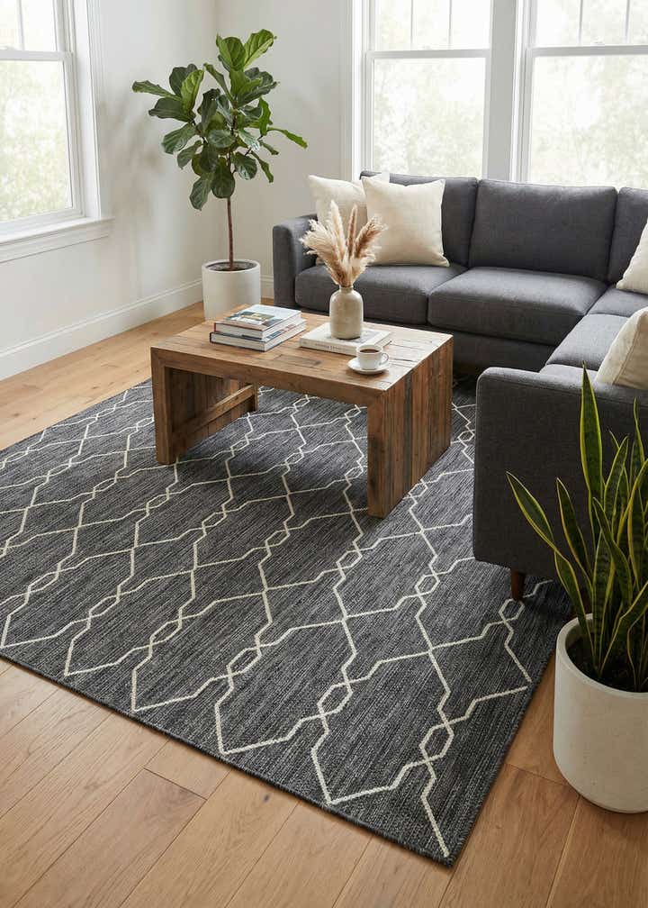 7' x 10' Easy-Clean Trellis Indoor / Outdoor Rug