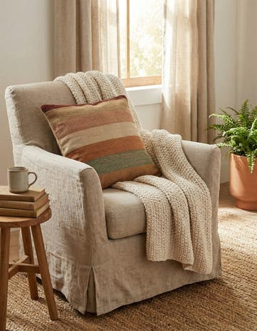 1' 5 x 1' 5 Hand Woven Pillow Wool Square Rug