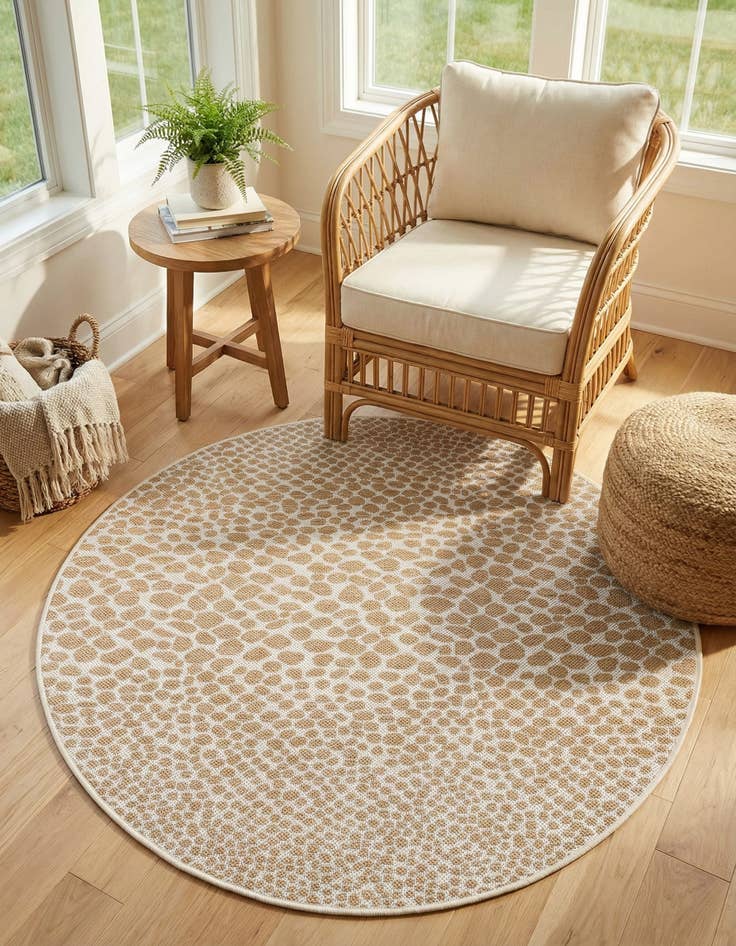 Detail image of 4' x 4' Easy-Clean Jill Zarin Cape Town Indoor / Outdoor Round Rug