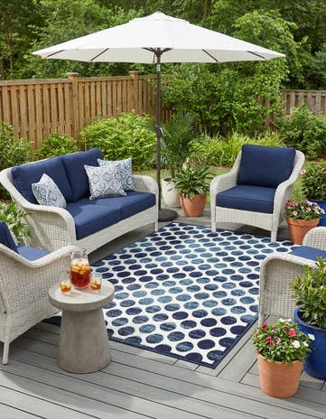 6' x 9' Easy-Clean Sabrina Soto Indoor / Outdoor Rug