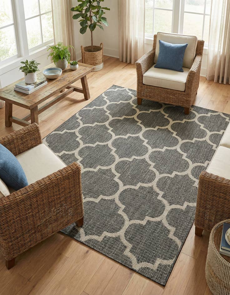 Detail image of 4' x 6'  Washable Trellis Indoor / Outdoor Rug