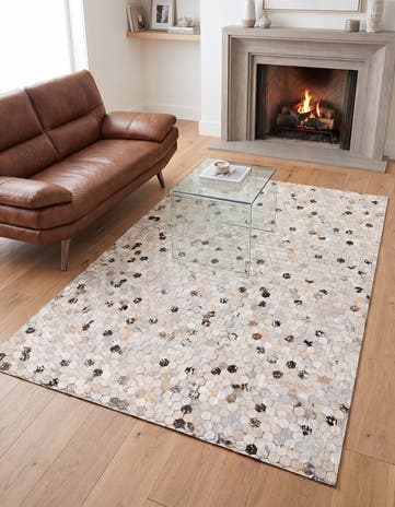 4' 1 x 5' 6 Cowhide Stocks Rug