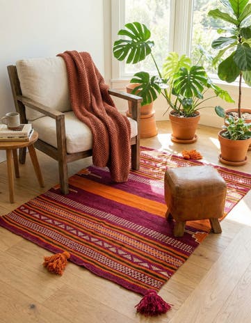 3' 4 x 3' 9 Hand Woven Kilim Fars Wool Rug