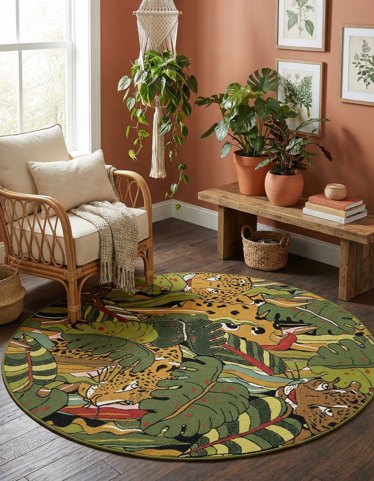 Detail image of 5' x 5' Easy-Clean Botanical Indoor / Outdoor Round Rug