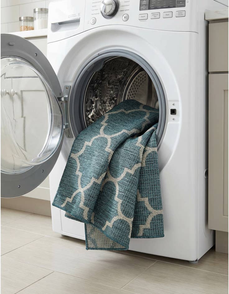 Detail image of 6' x 6'  Washable Trellis Indoor / Outdoor Square Rug