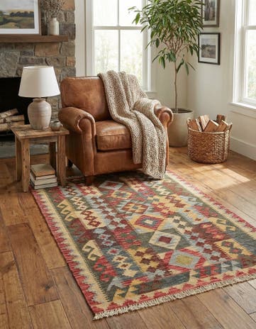 3' 4 x 4' 10 Hand Woven Kilim Maymana Wool Rug