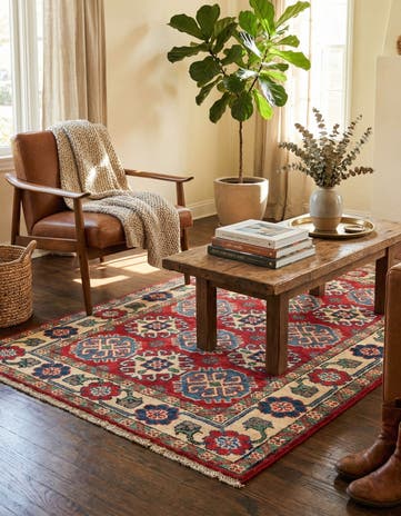 2' 9 x 4' Hand Knotted Kazak Rug