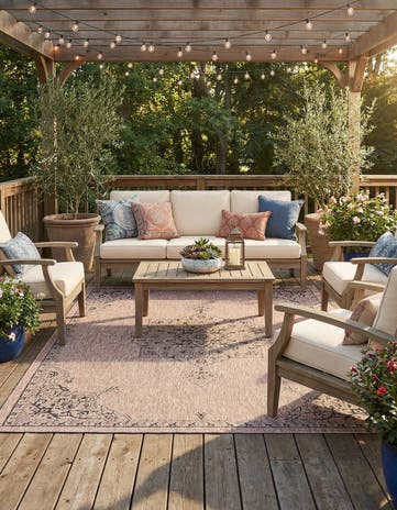 9' x 12' Easy-Clean Traditional Indoor / Outdoor Rug