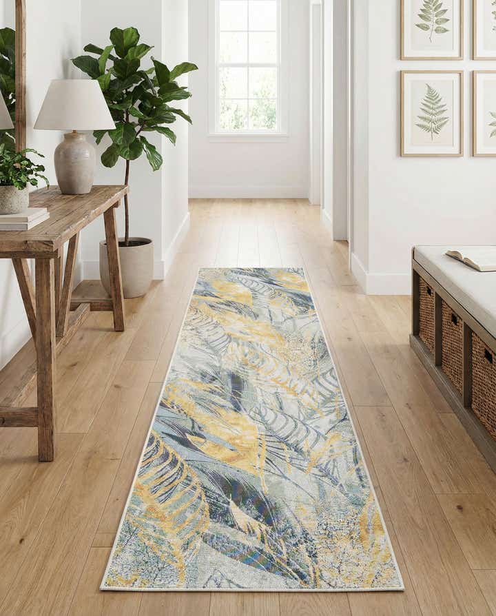 2' 7 x 12' Easy-Clean Botanical Indoor / Outdoor Runner Rug