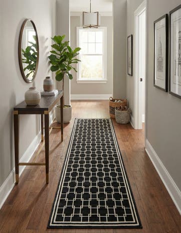 Jill Zarin Black Metropolitan Uptown Runner Rug