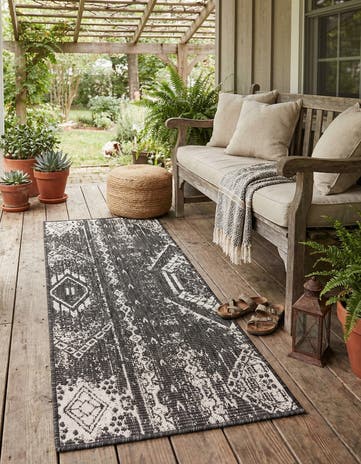 2' x 5' 3 Easy-Clean Bohemian Indoor / Outdoor Runner Rug