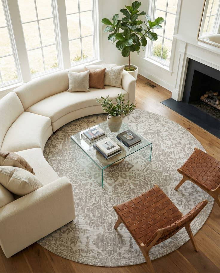 Detail image of 10' 8 x 10' 8 Easy-Clean Jill Zarin Dubai Indoor / Outdoor Round Rug