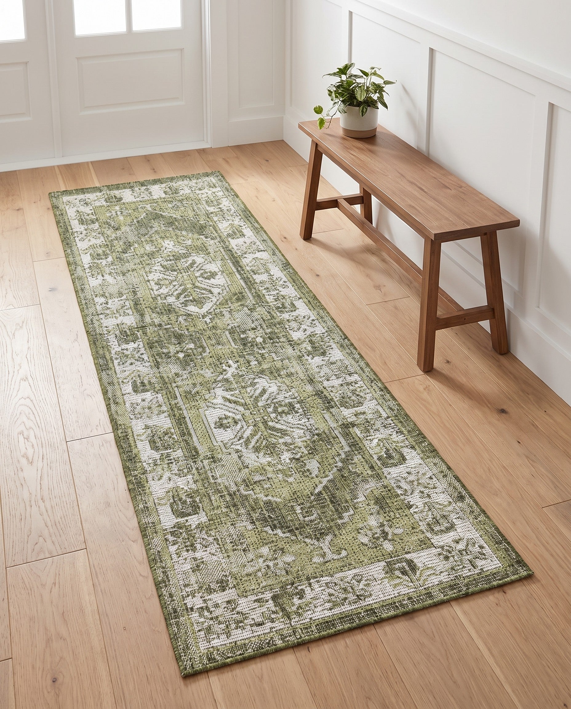 2' x 6' Easy-Clean Traditional Indoor / Outdoor Runner Rug