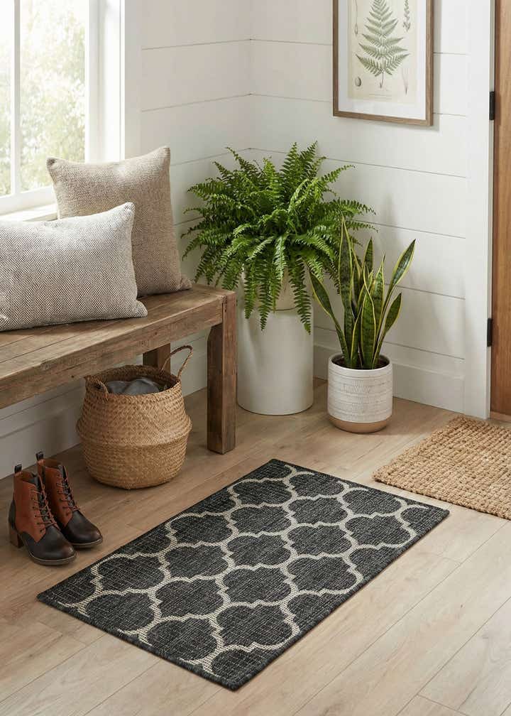 2' x 3' 1 Easy-Clean Trellis Indoor / Outdoor Rug