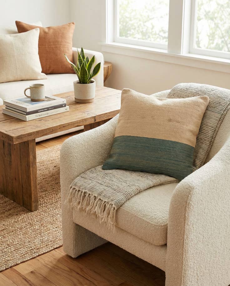 Detail image of 2' 4 x 2' 5 Hand Woven Pillow Wool Square Rug