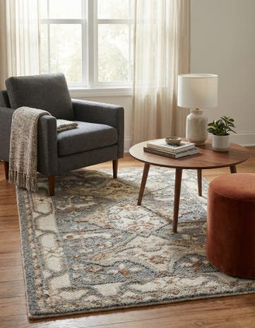 4' 1 x 6' 1 Hand Knotted Sultan Signature Rug