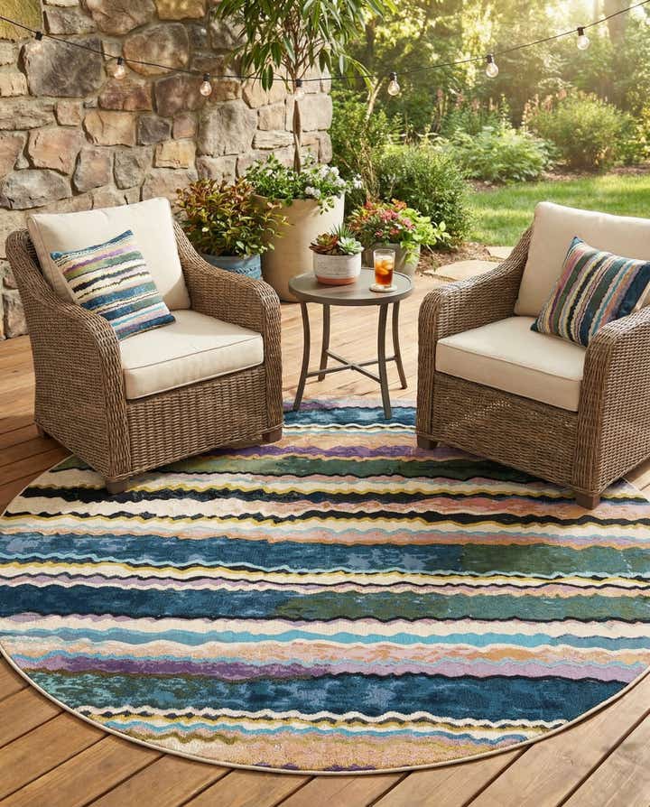 7' 10 x 7' 10 Easy-Clean Modern Indoor / Outdoor Round Rug