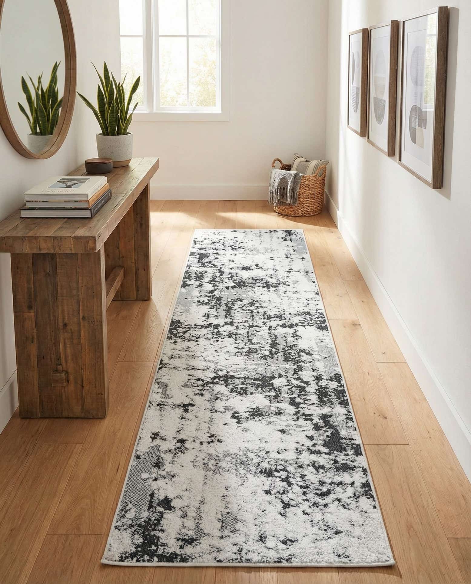 2' 7 x 10' Abbey Runner Rug