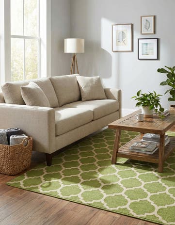 7' x 10' Lattice Rug