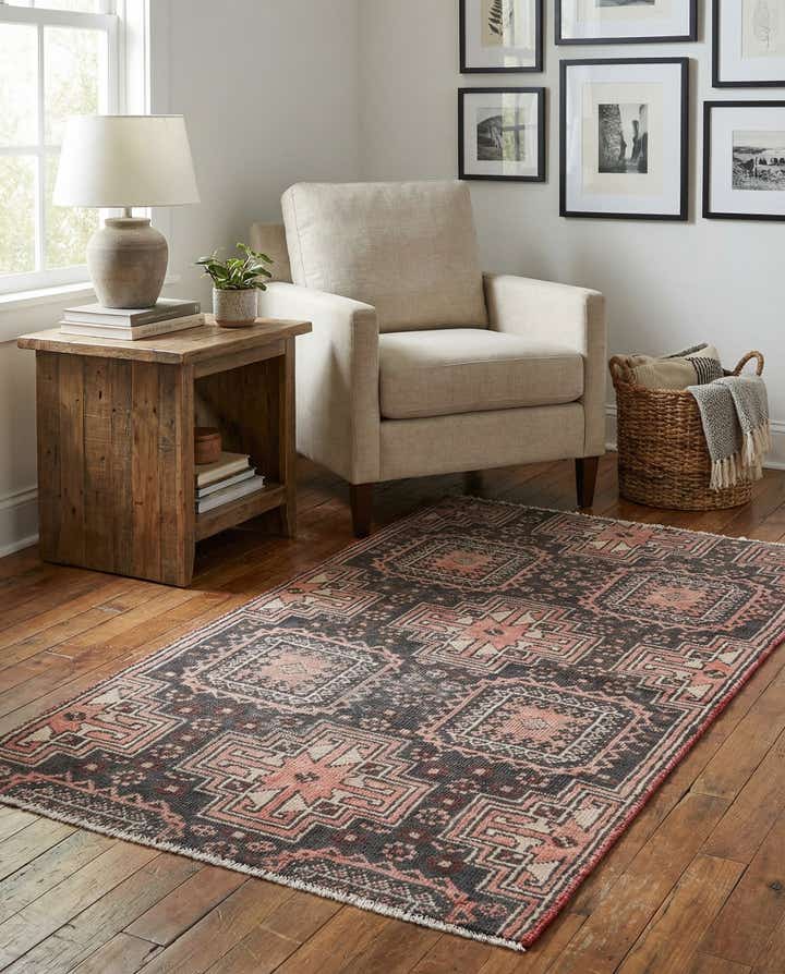 2' 8 x 4' 8 Hand Knotted Ultra Vintage Persian Wool Rug