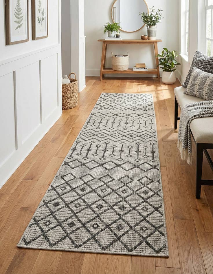 Detail image of 2' x 8'  Washable Trellis Indoor / Outdoor Runner Rug
