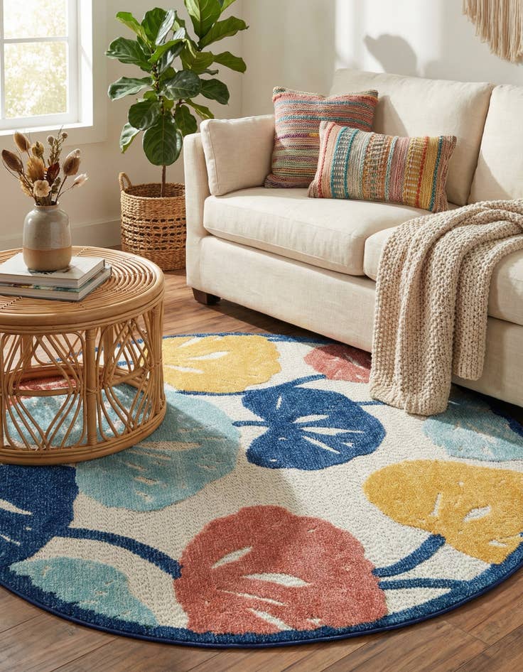 Detail image of 5' 3 x 5' 3 Easy-Clean Belize Indoor / Outdoor Round Rug