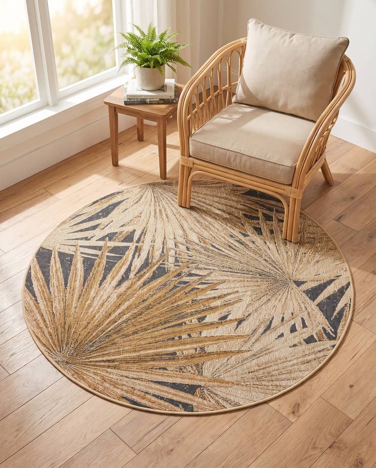 Detail image of 4' x 4' Easy-Clean Botanical Indoor / Outdoor Round Rug