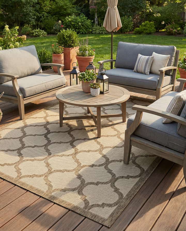 7' x 10' Easy-Clean Trellis Indoor / Outdoor Rug