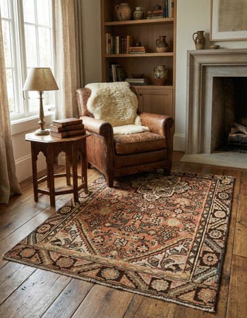 3' 4 x 4' 2 Hamedan Rug