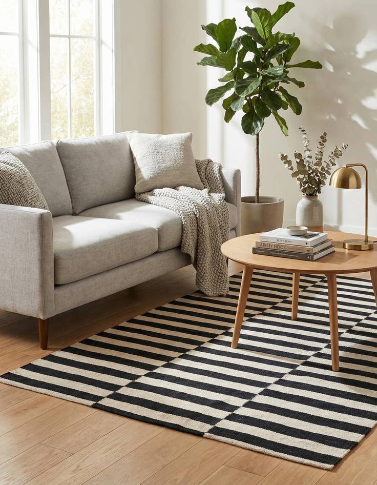 Detail image of 3' 5 x 4' 9  Hand Woven Kilim Modern Wool Rug