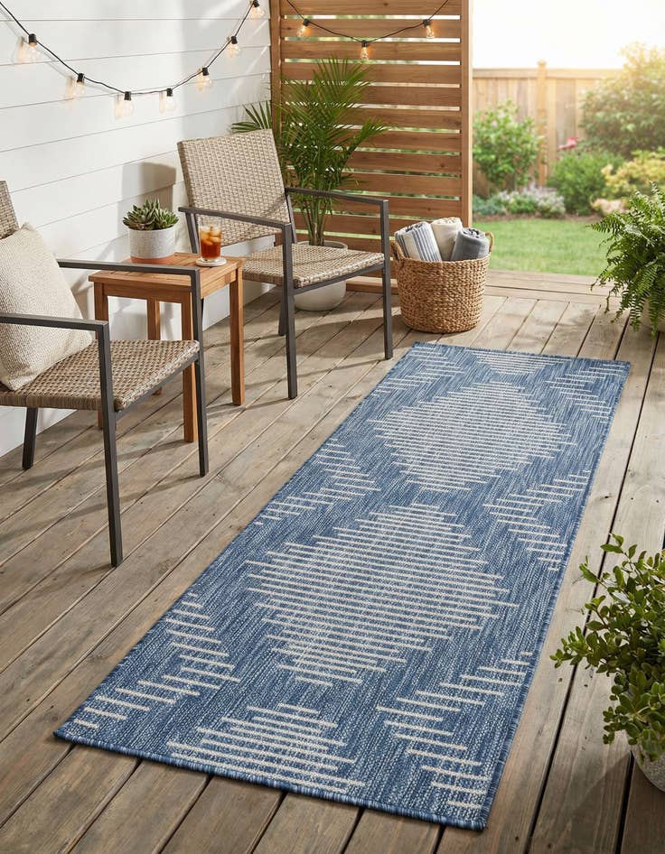 Detail image of 2' x 4'  Washable Modern Indoor / Outdoor Runner Rug