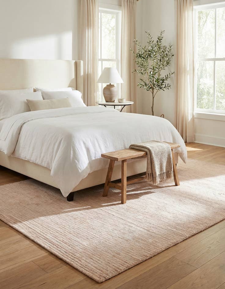 Detail image of  2' 7 x 5'  Hand Knotted Darya Wool Rug