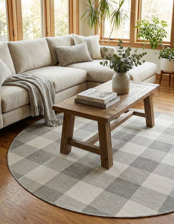 Detail image of  7' 10 x 7' 10  Washable Checkered Indoor / Outdoor Round Rug