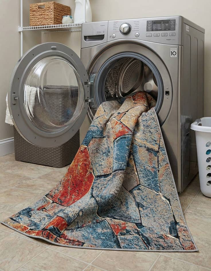 Detail image of 5' x 7'  Washable Modern Indoor / Outdoor Rug