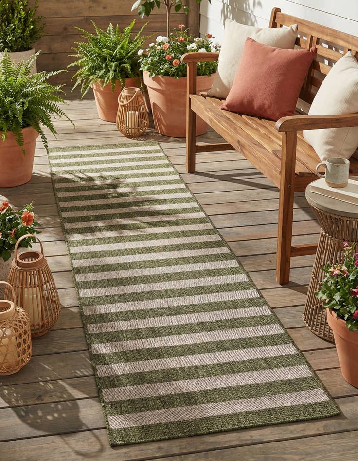 Detail image of 2' 7 x 10' Easy-Clean Ribbon Indoor / Outdoor Runner Rug