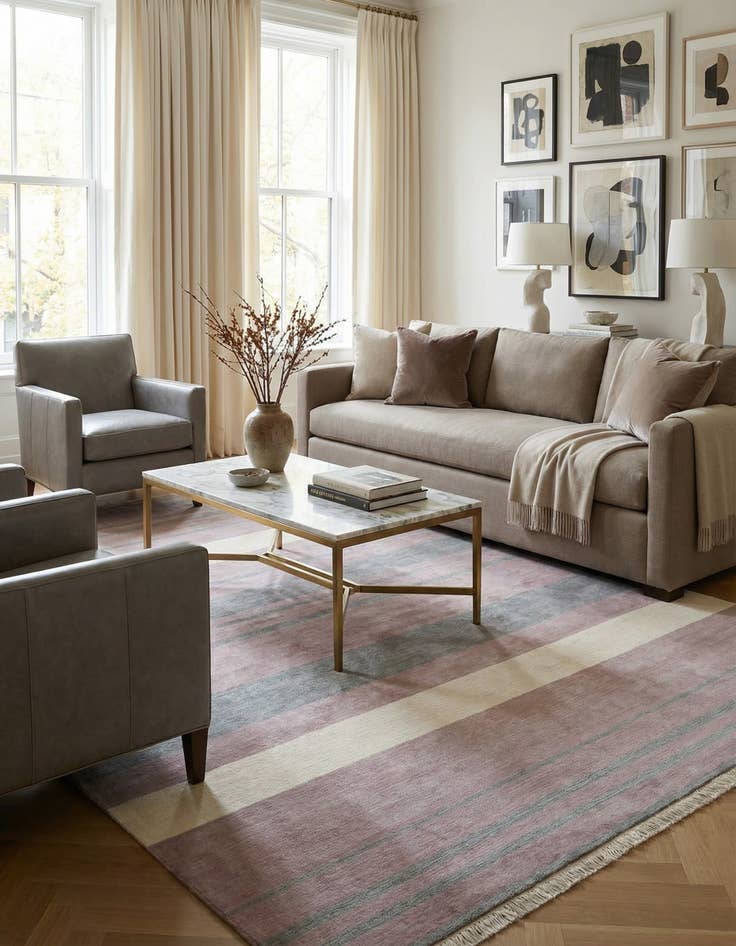 Detail image of 6' 7 x 9' 10  Hand Knotted Darya Wool Rug