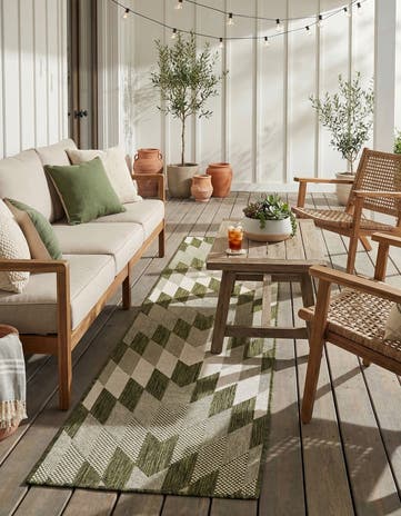 2' x 8' Easy-Clean Modern Indoor / Outdoor Runner Rug